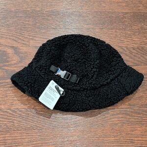 Lululemon Athletica Textured Fleece Black Bucket Hat